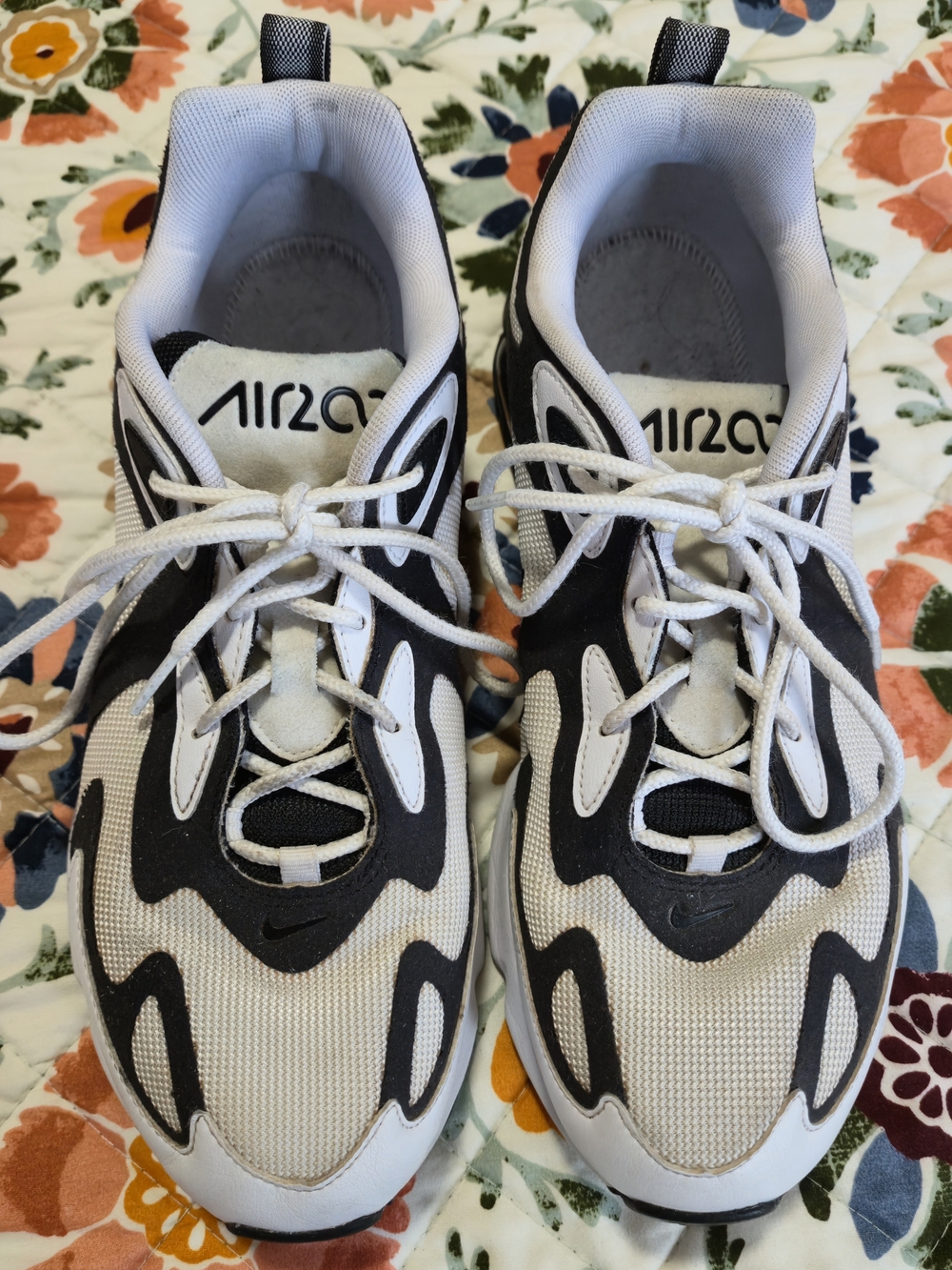 Mens Nike Air Infinity Black and White Athletic Sneakers